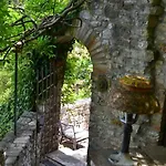 Prázdninový dům Altes Steinhaus Mit Garten By Interhome