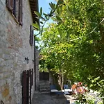Altes Steinhaus Mit Garten By Interhome Casa vacanze Corciano