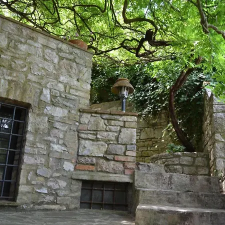 Altes Steinhaus Mit Garten By Interhome Corciano